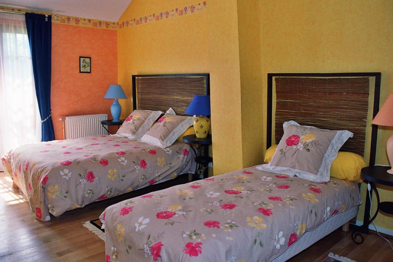 Le Four Au Bois Bed & Breakfast *
